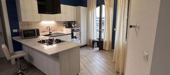 3 rooms Apartment in Cinisello Balsamo, Italy No. 338122 2