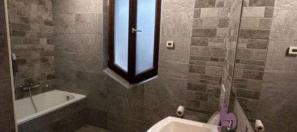 3 rooms Apartment in Cinisello Balsamo, Italy No. 338122 11