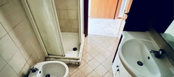 Apartamento de 2 dormitorios en Milan, Italy No. 373119 11