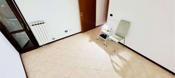 Apartamento de 2 dormitorios en Milan, Italy No. 373119 13