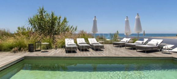 6 bedrooms Villa in Marbella, Spain No. 93703 3