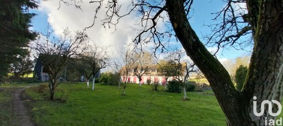 Casa de 5 dormitorios en Chassant, France No. 50339 17