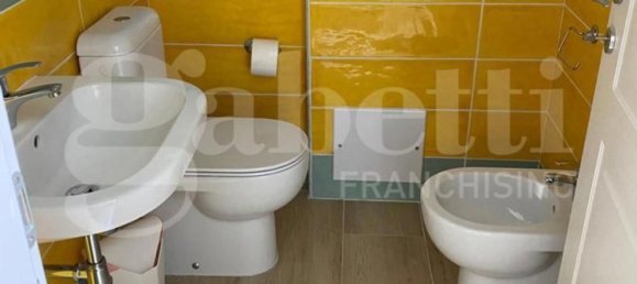 Villa de 5 dormitorios en Capoterra, Italy No. 376450 10