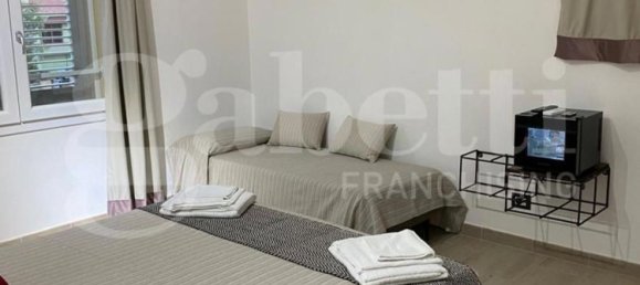 Villa de 5 dormitorios en Capoterra, Italy No. 376450 5