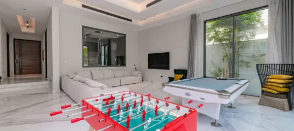 5 dormitorios villa en venta en Jumeirah Park, Dubai, UAE № 106017 4