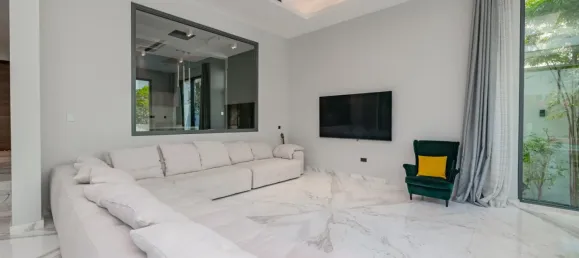 5 dormitorios villa en venta en Jumeirah Park, Dubai, UAE № 106017 3