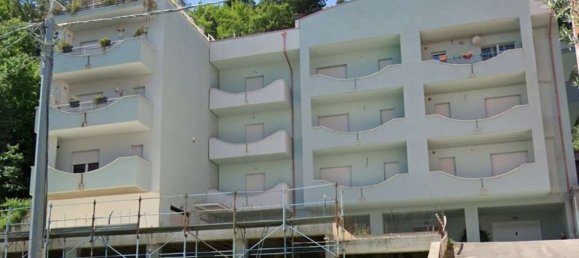 Apartamento de 4 habitaciónes en Casoli, Italy No. 179795 8