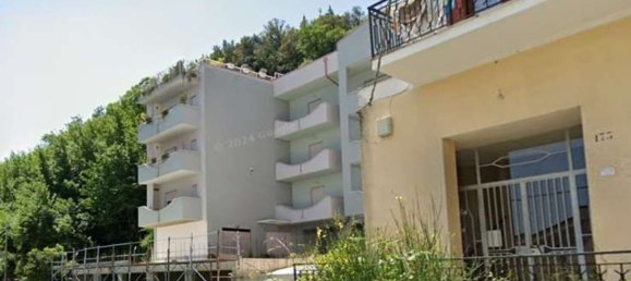 Apartamento de 4 habitaciónes en Casoli, Italy No. 179795 16