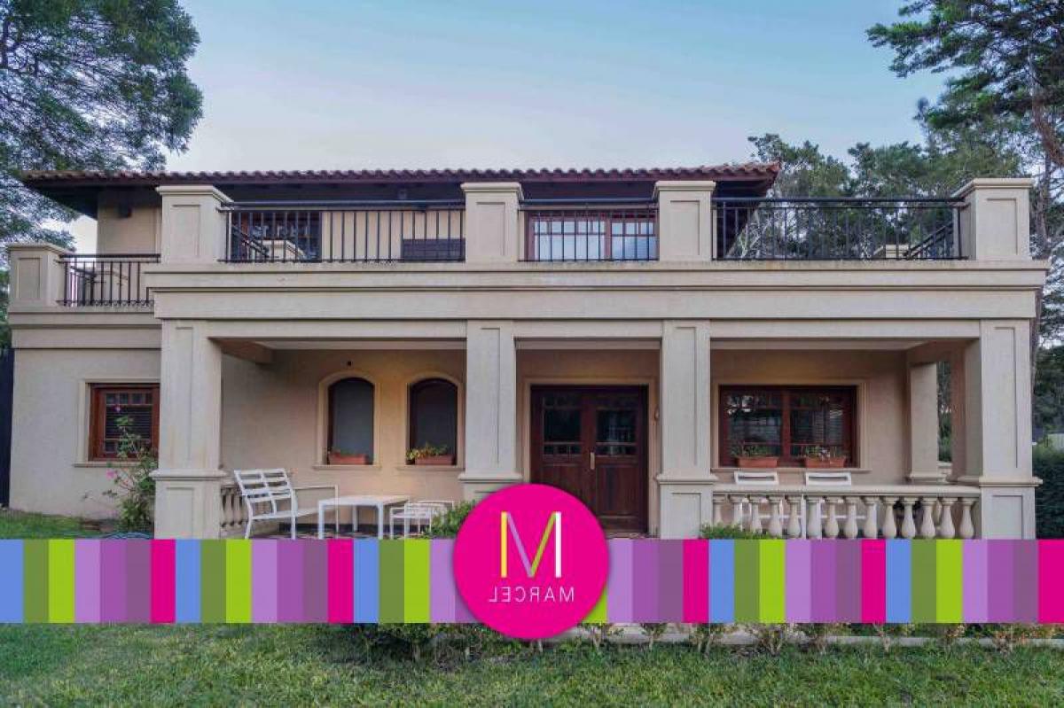 4 غرف نوم منزل في Mar del Plata, Argentina رقم 102546