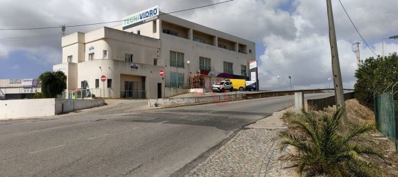 1 bedroom Apartment in Ferreiras, Portugal No. 9708 8