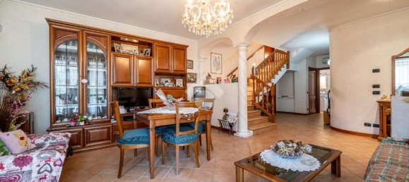 3 bedrooms Villa in Soliera, Italy No. 297400 14