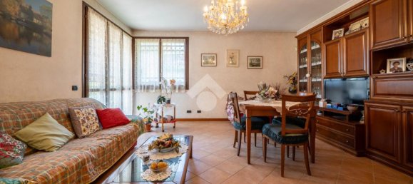 3 bedrooms Villa in Soliera, Italy No. 297400 15