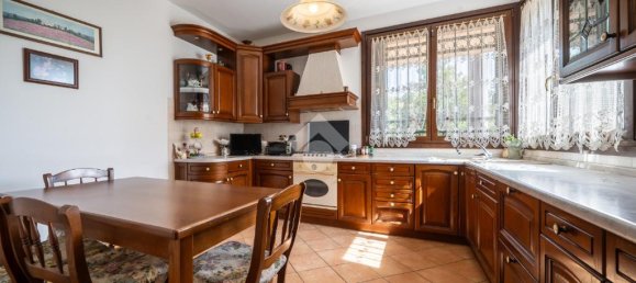 3 bedrooms Villa in Soliera, Italy No. 297400 19