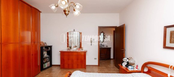 Casa de 4 habitaciónes en Crevalcore, Italy No. 357733 27