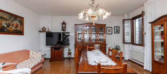 Casa de 4 habitaciónes en Crevalcore, Italy No. 357733 9