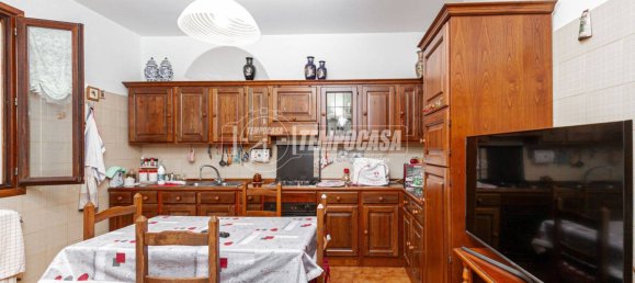 Casa de 4 habitaciónes en Crevalcore, Italy No. 357733 3