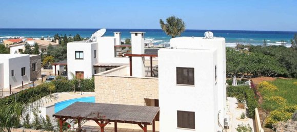 5 rooms Apartment in Paphos, Cyprus No. 2589 4
