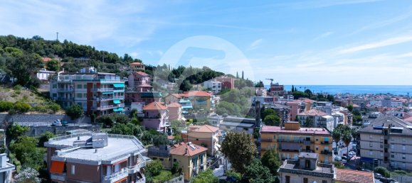 2-salle Appartement à Alassio, Italy No. 308135 18