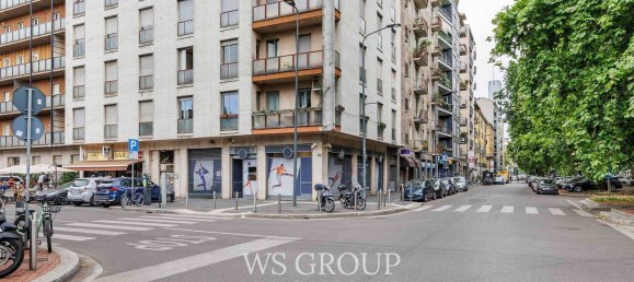 122m² Commercial property in Milan, Italy No. 260465 2