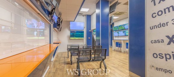 122m² Commercial property in Milan, Italy No. 260465 18