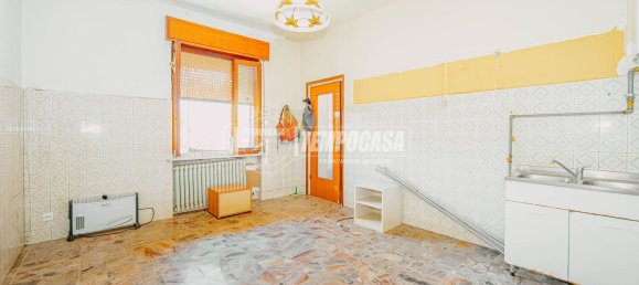 2-Zimmer Wohnung in Zinasco, Italy, Nr. 265393 4