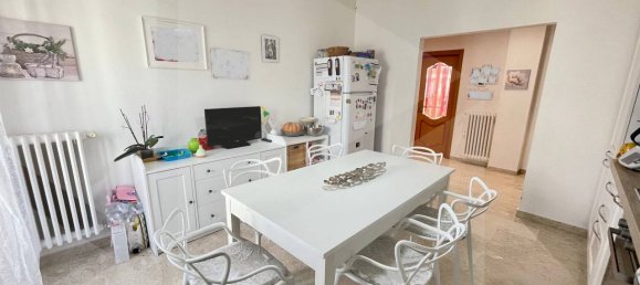 5 rooms Commercial property in Matera, Italy No. 17537 3