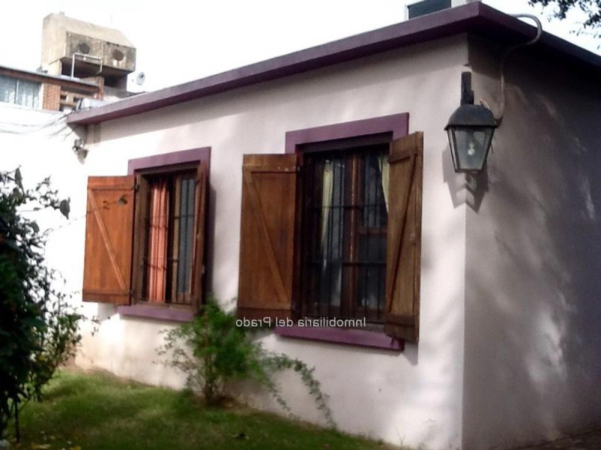 3 bedrooms House in Montevideo, Uruguay No. 11730