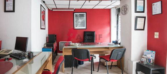 39m² Commercial property in Lisses, France No. 182635 4