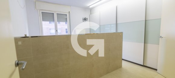 3 bedrooms Apartment in Lleida, Spain No. 180393 6