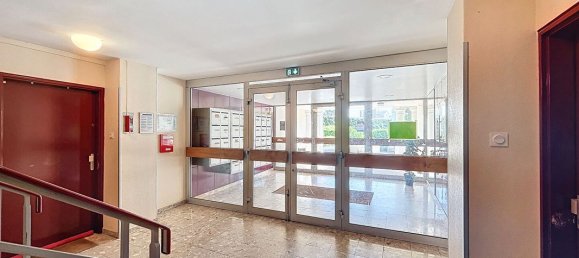 2 chambres Appartement à Fontainebleau, France No. 333378 3