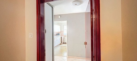 2 chambres Appartement à Fontainebleau, France No. 333378 4