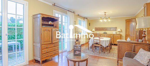 4 bedrooms House in Marly, France No. 161419 2