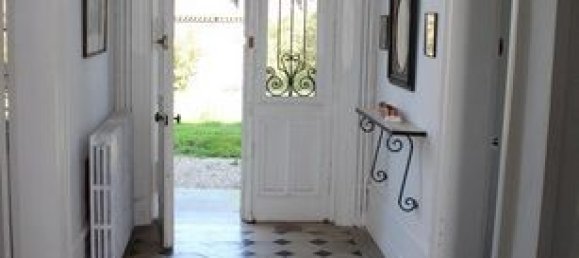 8 bedrooms House in Cormeilles, France No. 357535 3