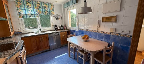 4 bedrooms House in Oviedo, Spain No. 159988 35