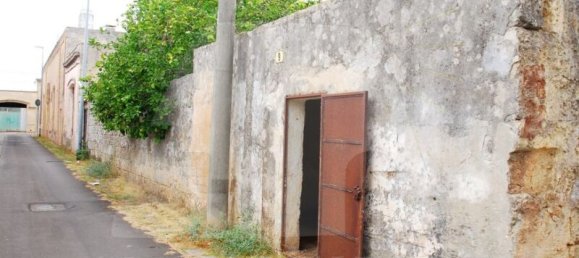 6 bedrooms House in Presicce Acquarica, Italy No. 237162 3