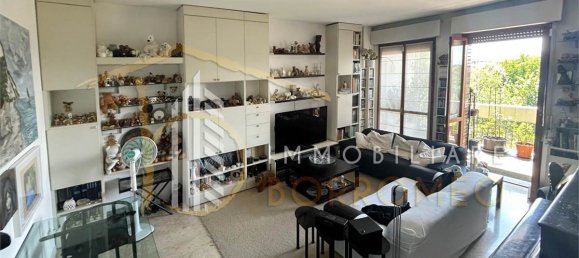 2 bedrooms Apartment in Monza, Italy No. 288989 4