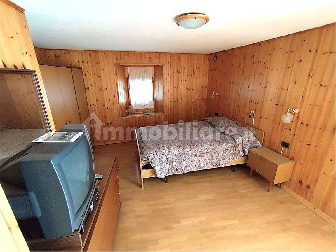 1 غرف نوم منزل في Champdepraz, Italy رقم 290913