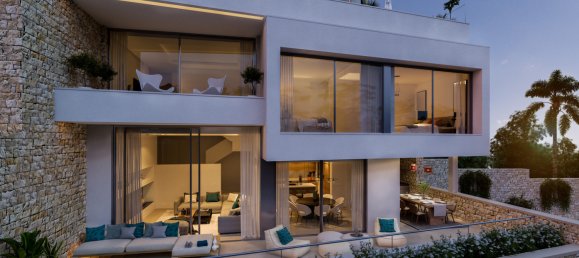 3 bedrooms Villa in La Quinta, Spain No. 622 4