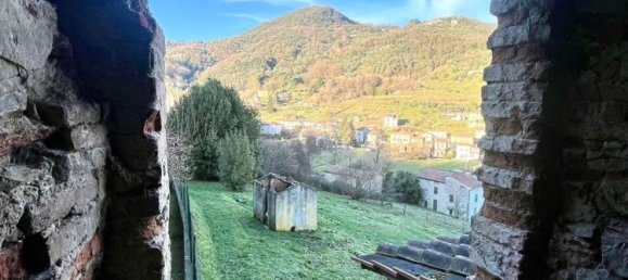 6 rooms House in Borgo a Mozzano, Italy No. 101678 11