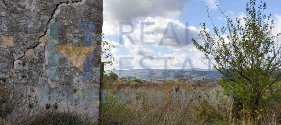 Casa de 8 habitaciónes en Palazzolo Acreide, Italy No. 178102 3