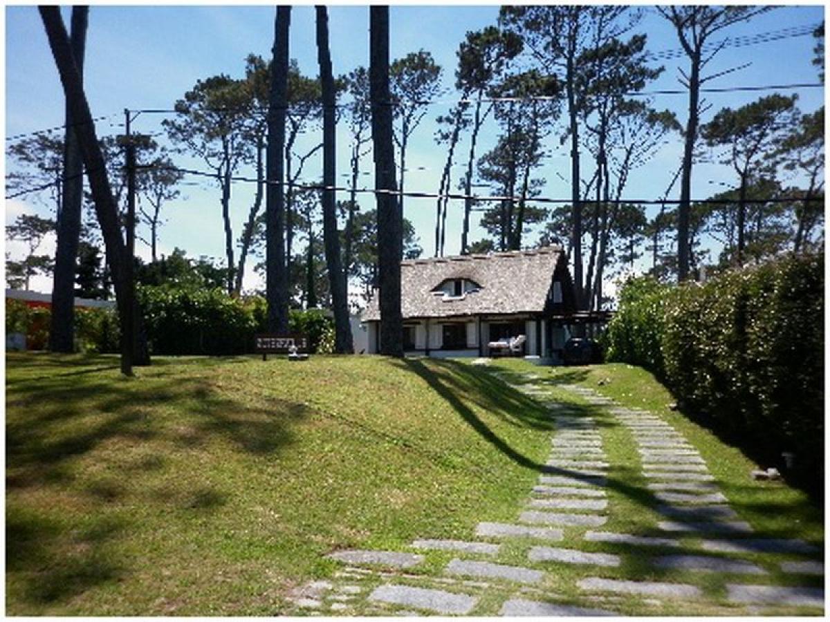 3 Schlafzimmer Haus in Punta del Este, Uruguay, Nr. 12419