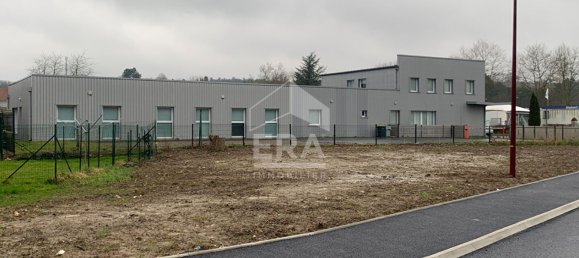 570m² Building in Doullens, France No. 50207 4