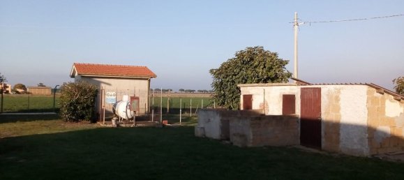 8 rooms House in Orbetello, Italy No. 92747 4