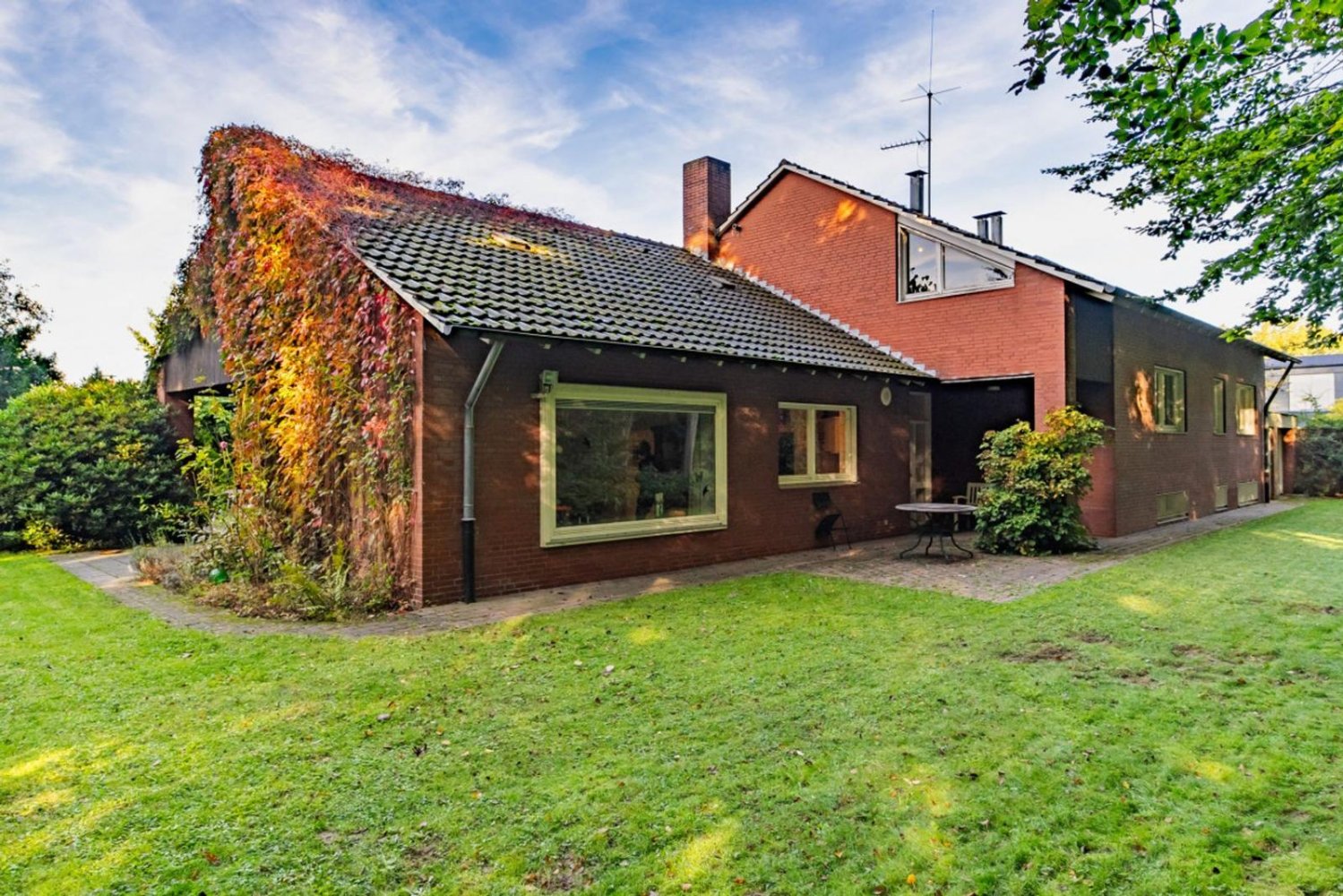 Вилла с 5 спальнями в Мюнстер, Германия № 41156