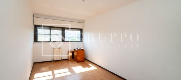 Квартира с 4 спальнями в Рим, Италия № 377744 17