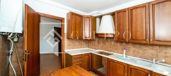 Квартира с 4 спальнями в Рим, Италия № 377744 10