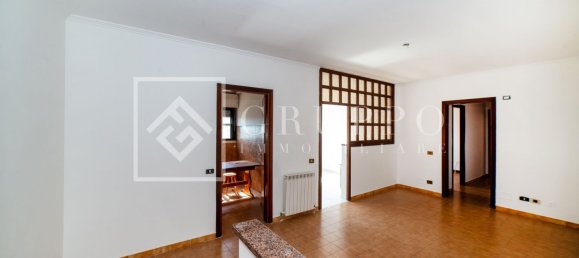 Квартира с 4 спальнями в Рим, Италия № 377744 6