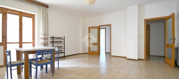 3 rooms Apartment in Cagliari, Italy No. 2010 4