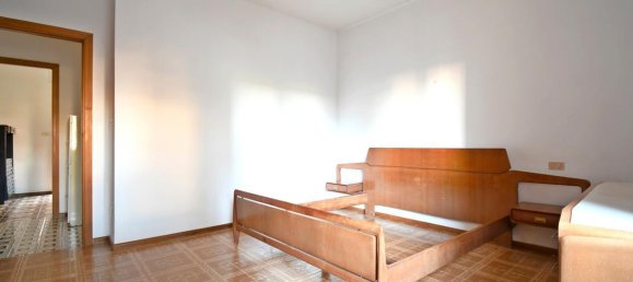 3 rooms Apartment in Cagliari, Italy No. 2010 28