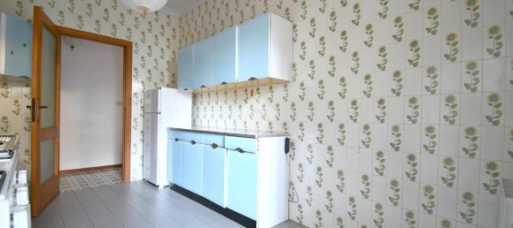 3 rooms Apartment in Cagliari, Italy No. 2010 11